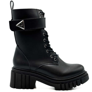 Combat Bota Negra