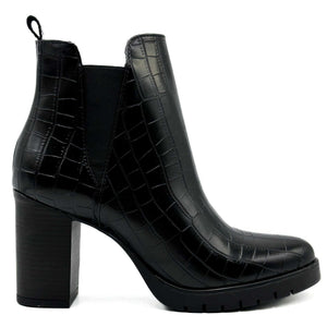 Essence Gator Boots