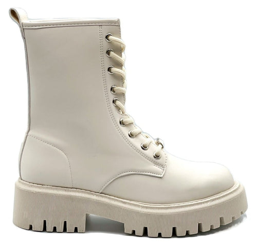 Combat Bota Perla